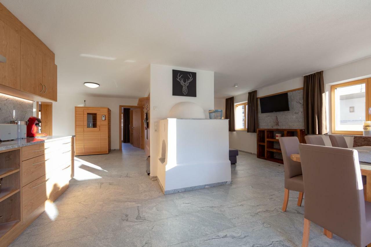 Alpen Apart Heiss Prutz Exterior photo